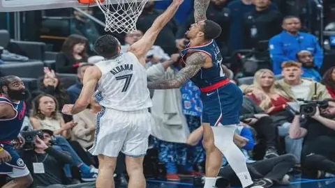 亚历山大重返全明星舞台，激情不减：重温荣耀时刻，这份喜悦依旧独领风骚！