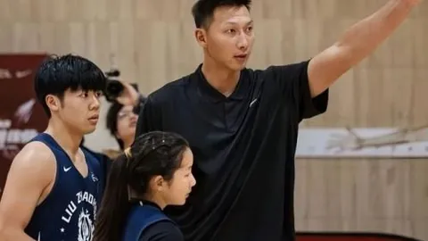 皇马追逐阿根廷16岁新星中场，开价2500万欧引发热议